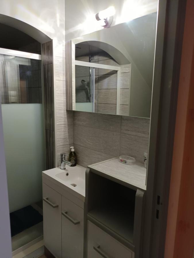Logement Martine Rouffignac Saint-Cernin Eksteriør billede